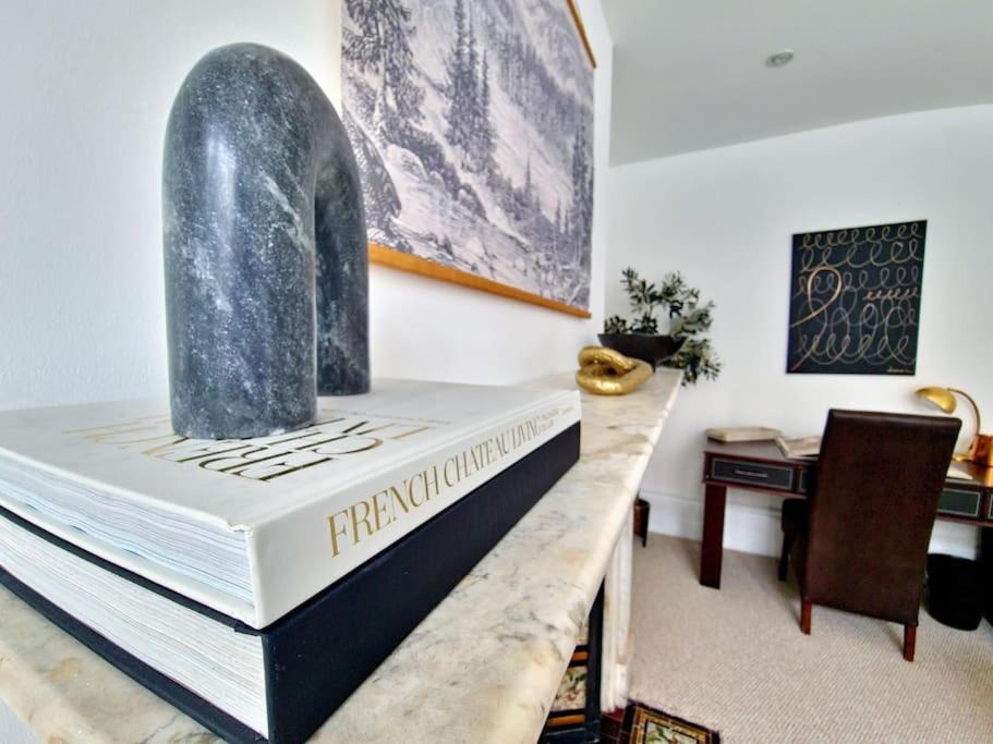 The Stray Adjacent, Interior-Designed 2-Bed Apartment- Luxury Harrogate Eksteriør bilde